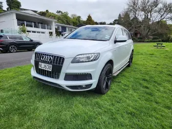 Audi Q7 2012 photo 3