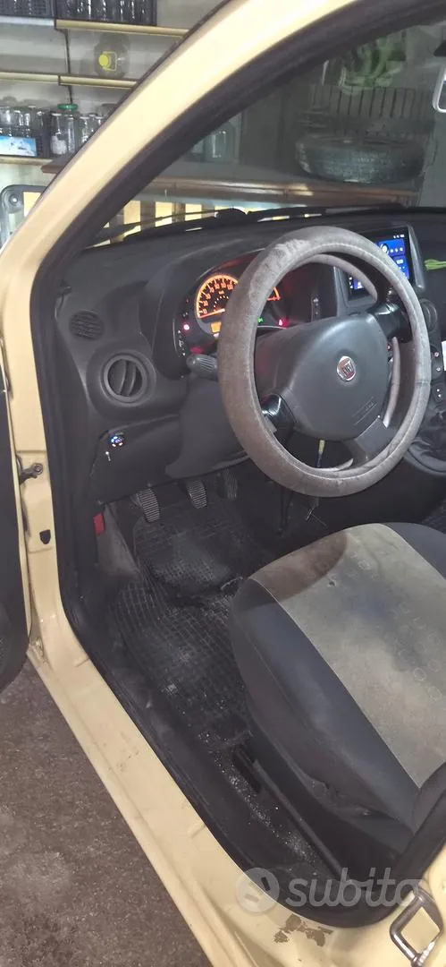 Fiat Panda 2011 photo 3