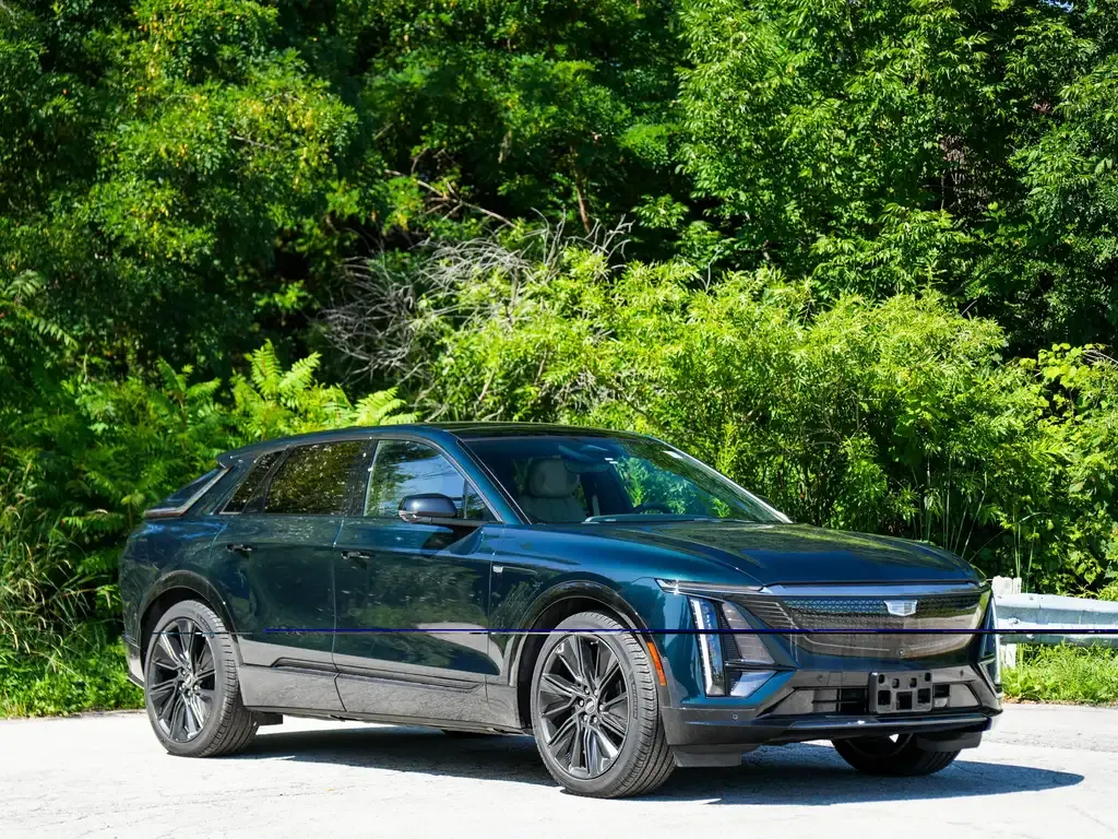 Cadillac Lyriq 2024 photo 3