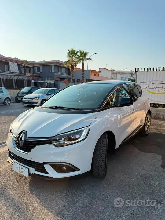 Renault Scenic 2018 photo 2