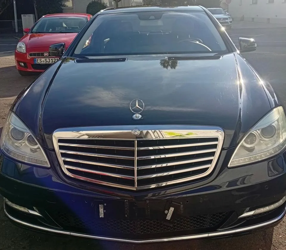 Mercedes-Benz S 400
