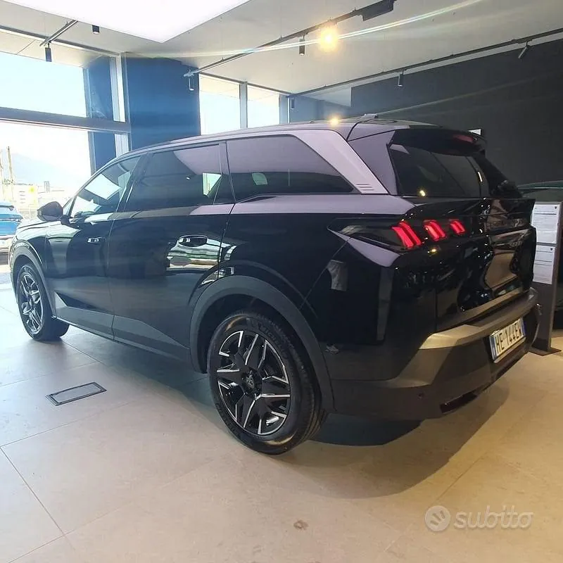 Peugeot 5008 2026 photo 3