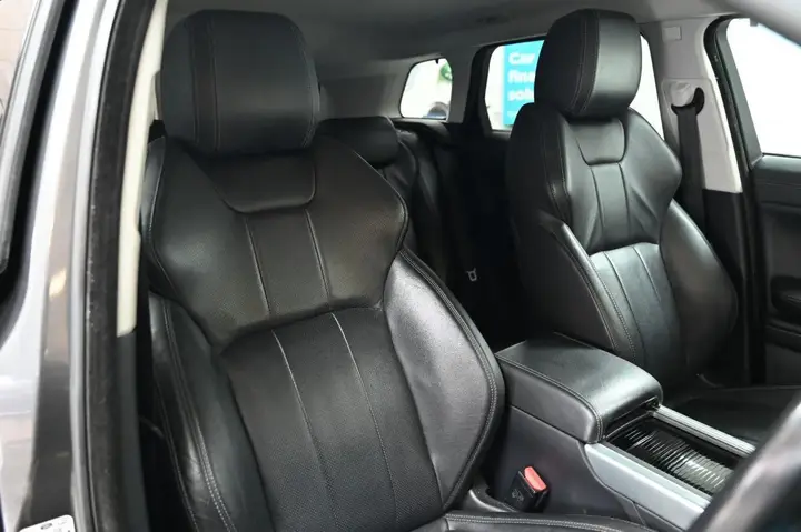 Land Rover Range Rover Evoque 2018 photo 4