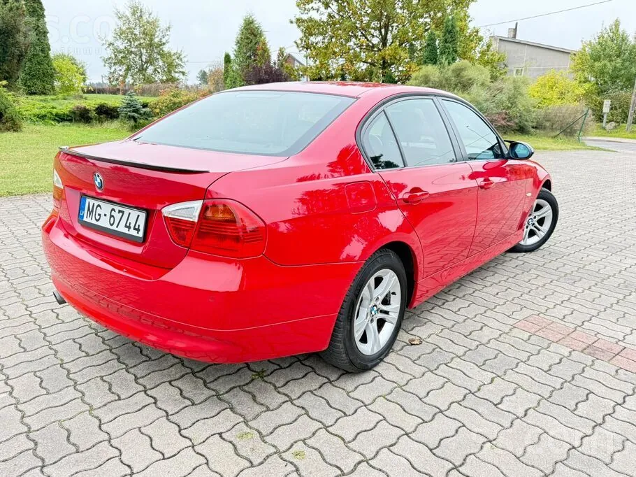 BMW 320 2008 photo 3