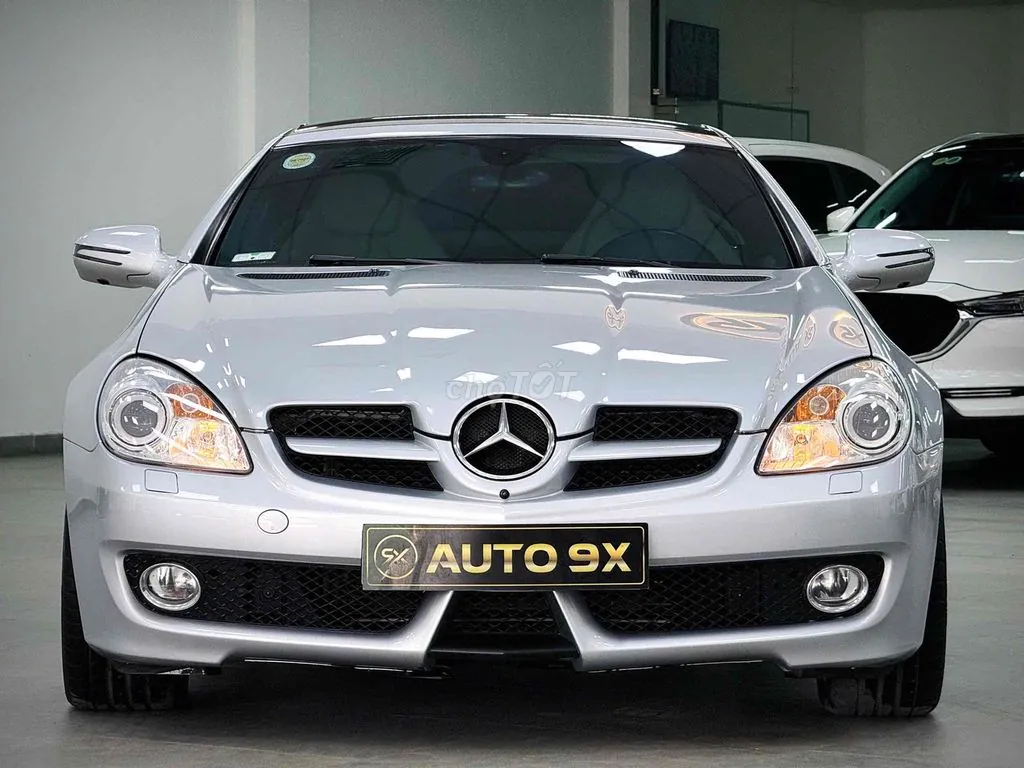 Mercedes-Benz Clk-Class 2010 photo 2