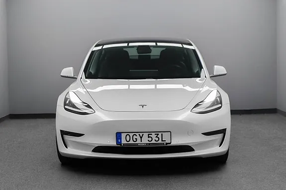 Tesla Model 3 2020 photo 3