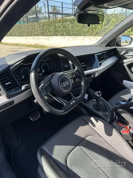 Audi A1 2023 photo 3