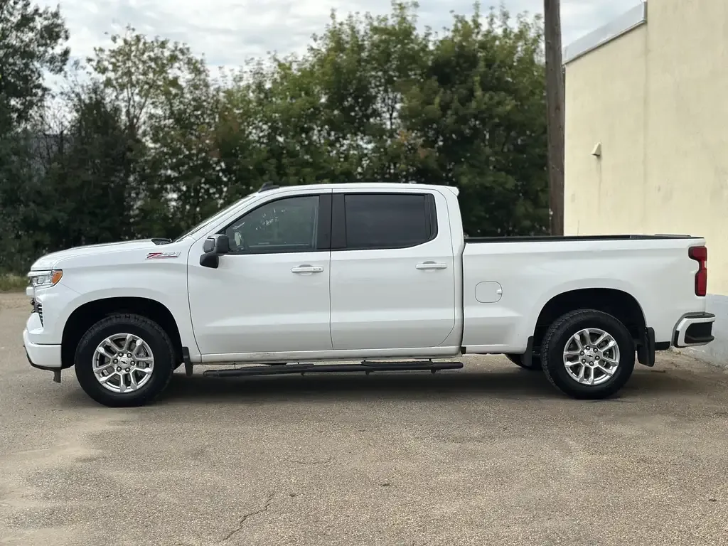 Chevrolet Silverado 1500 2023 photo 4