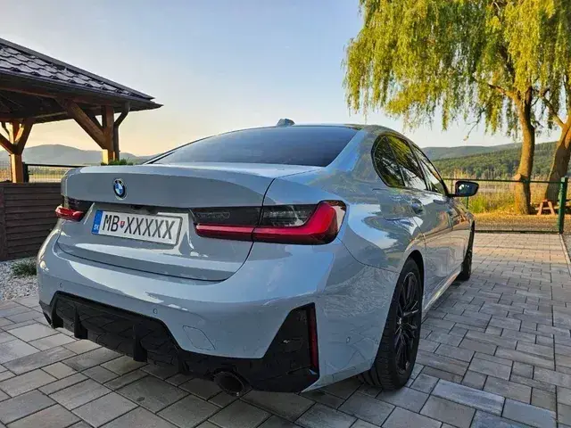 BMW 3 Series 2022 photo 3