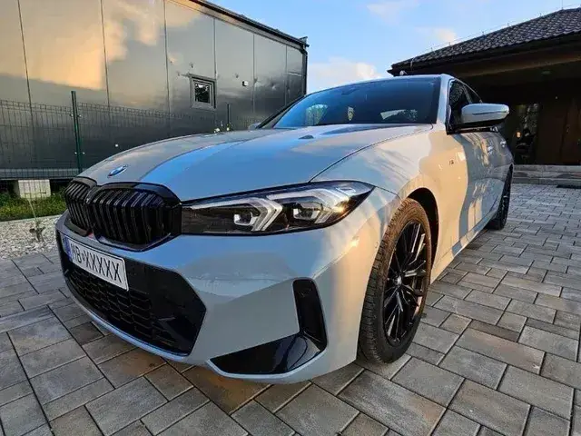 BMW 3 Series 2022 photo 4