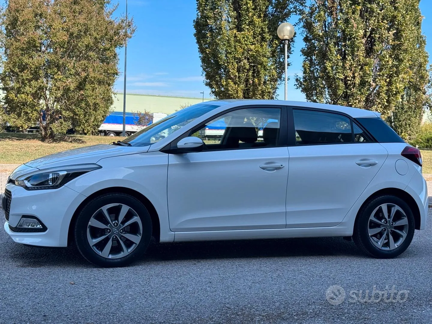 Hyundai I20 2015 photo 3