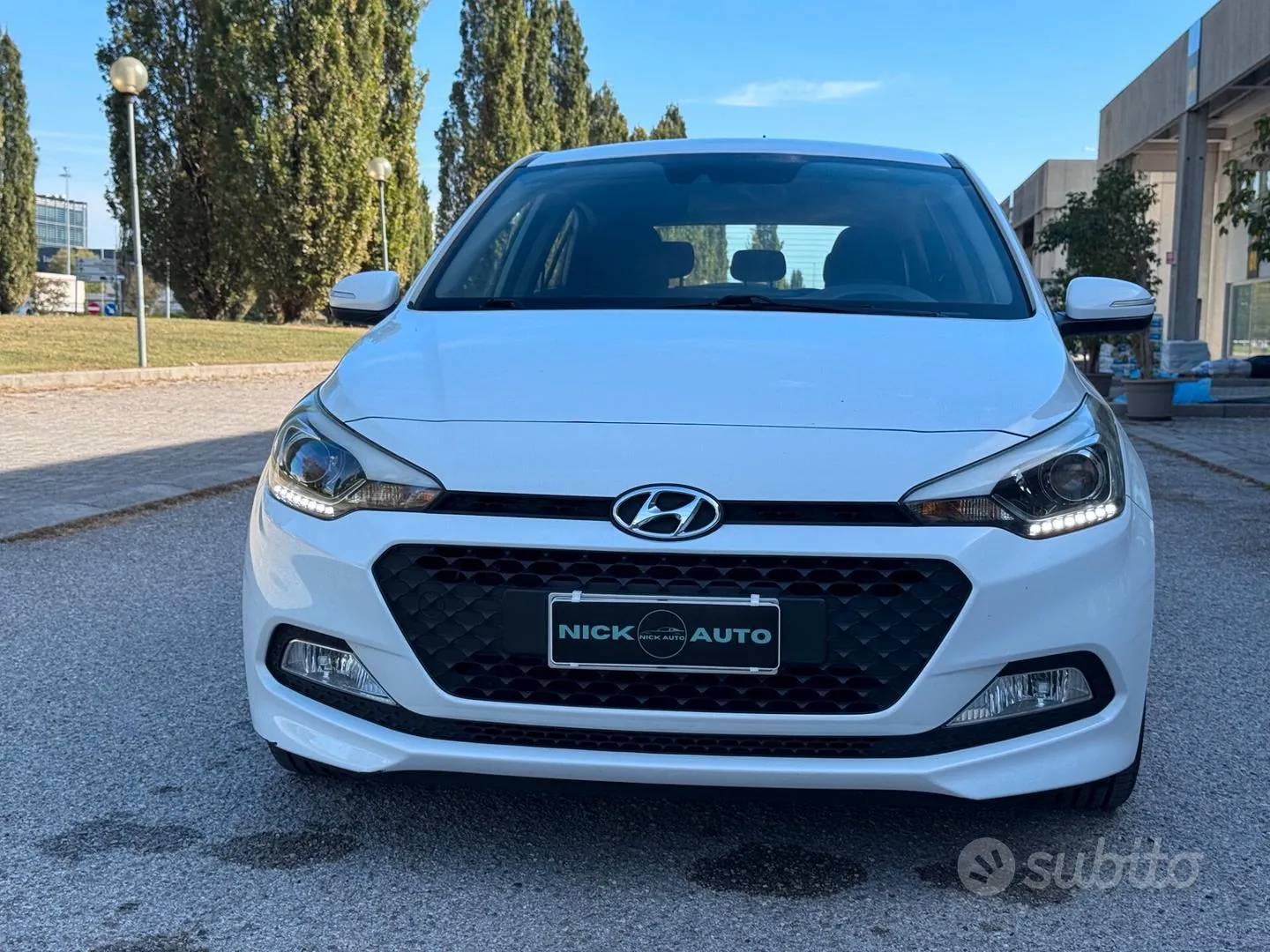 Hyundai I20 2015 photo 2