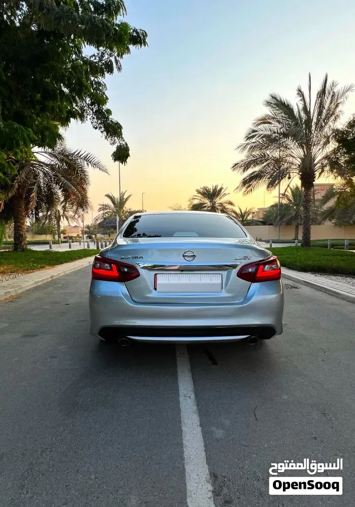 Nissan Altima 2018 photo 3