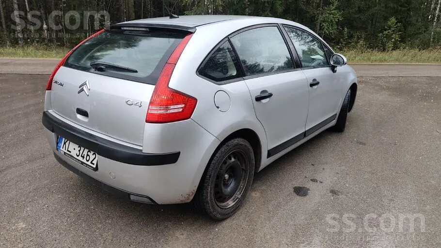 Citroen C4 2009 photo 3