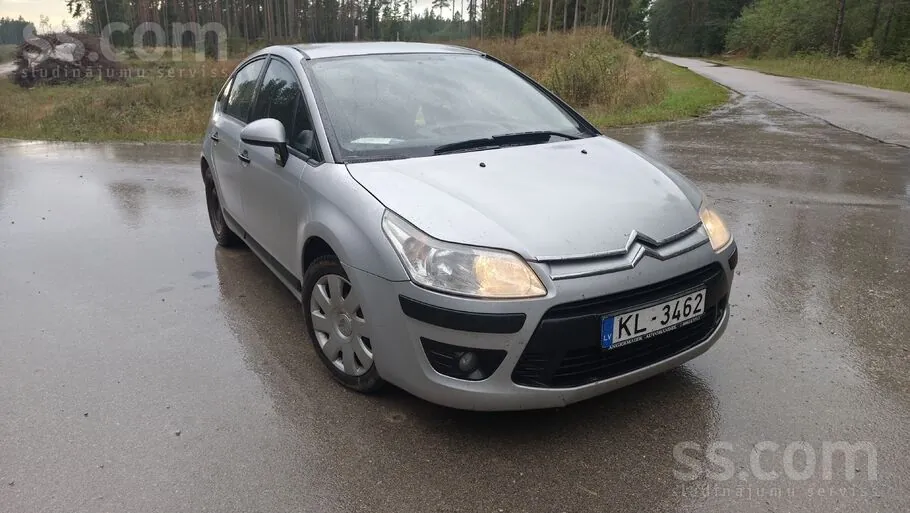 Citroen C4 2009 photo 2
