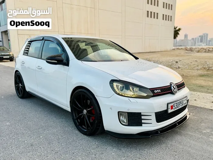 Volkswagen Golf Gti 2012 photo 2
