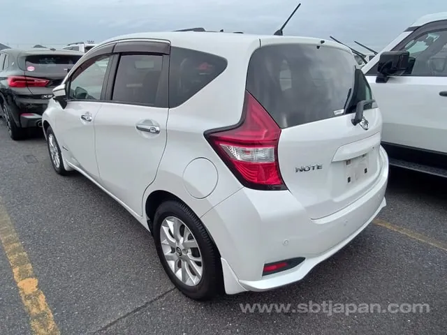 Nissan Note 2019 photo 3
