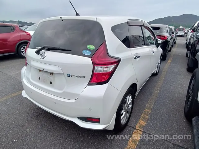 Nissan Note 2019 photo 4