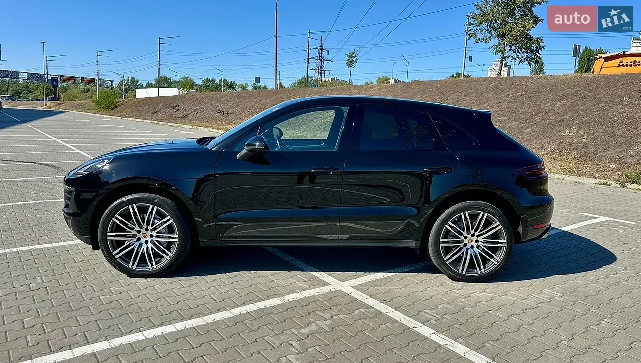 Porsche Macan 2017 photo 2