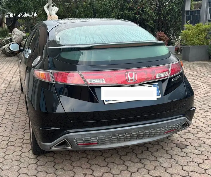 Honda Civic 2008 photo 2