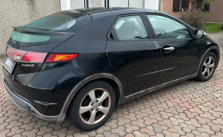 Honda Civic 2008 photo 3