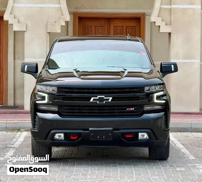 Chevrolet Silverado 2021 photo 2