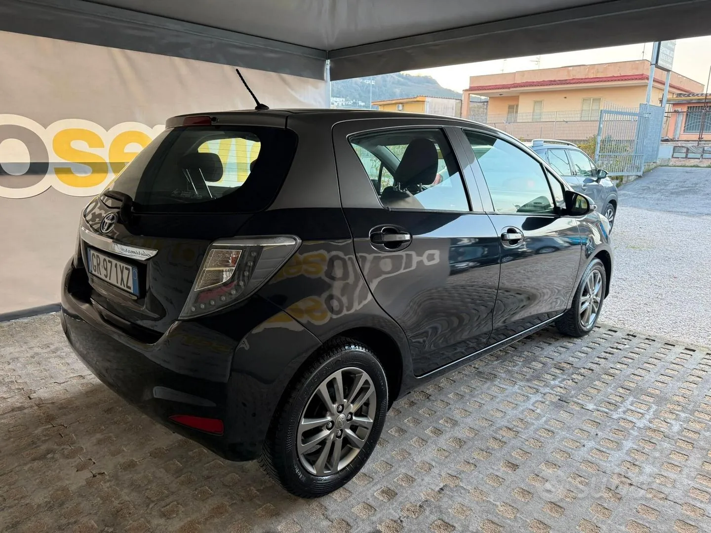 Toyota Yaris 2014 photo 5