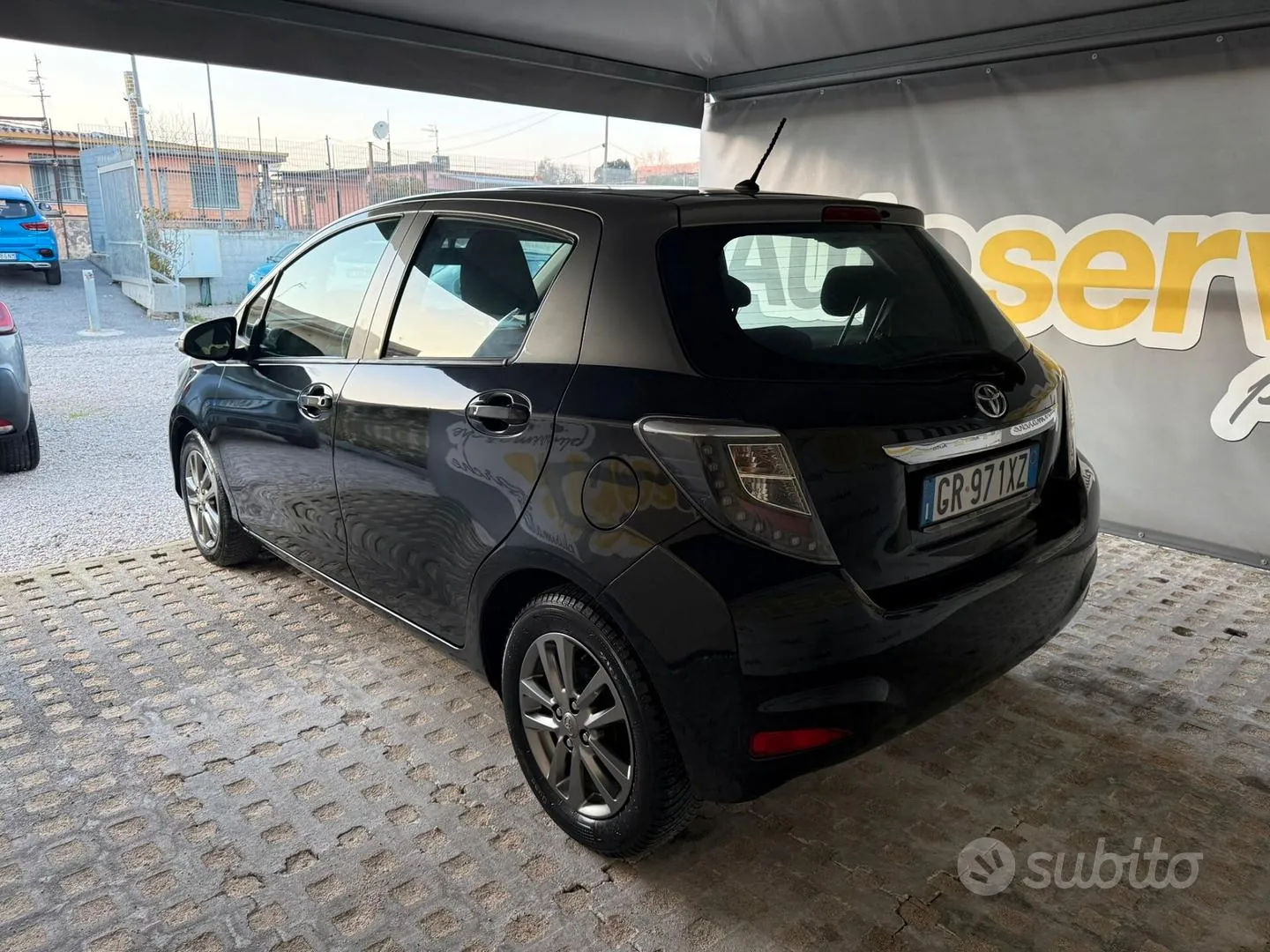 Toyota Yaris 2014 photo 4