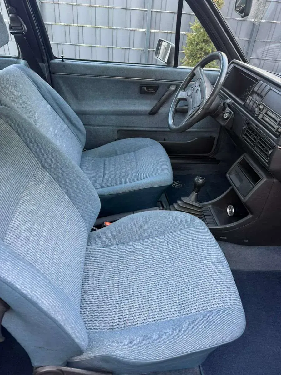 Volkswagen Golf 1987 photo 2