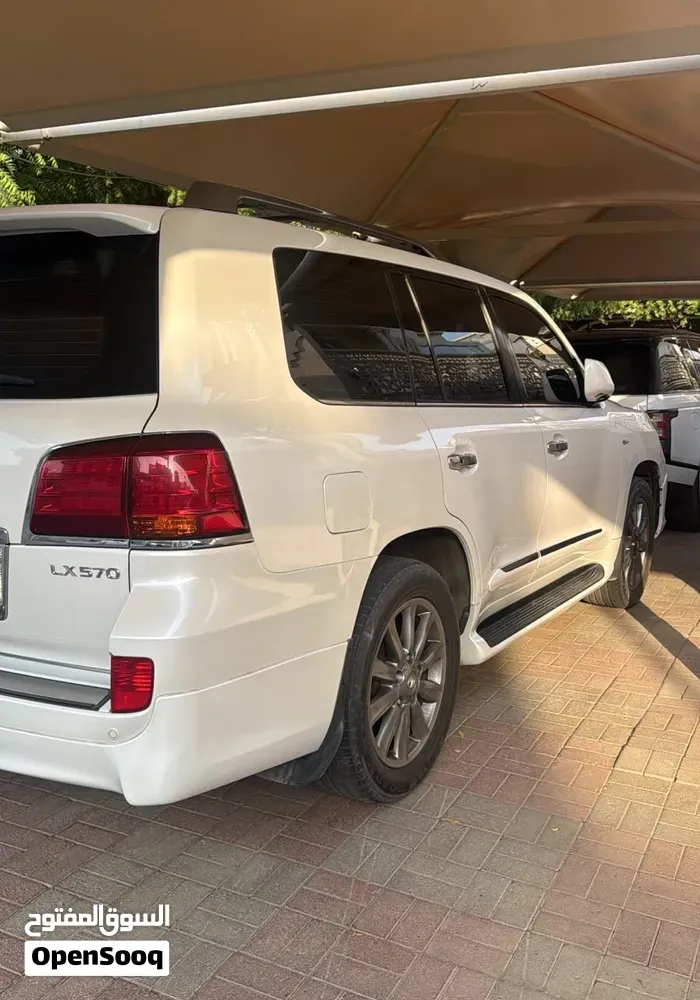 Lexus Lx 570 2011 photo 3