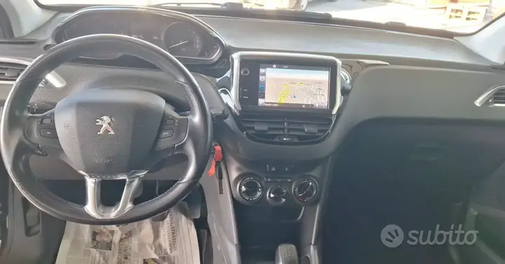 Peugeot 2008 2017 photo 3