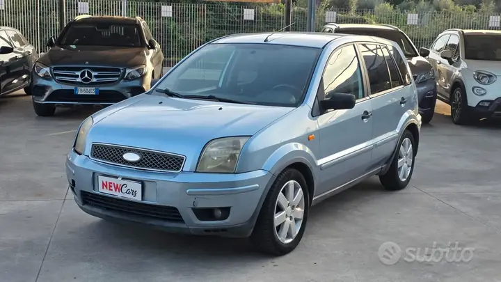 Ford Fusion 2005 photo 3