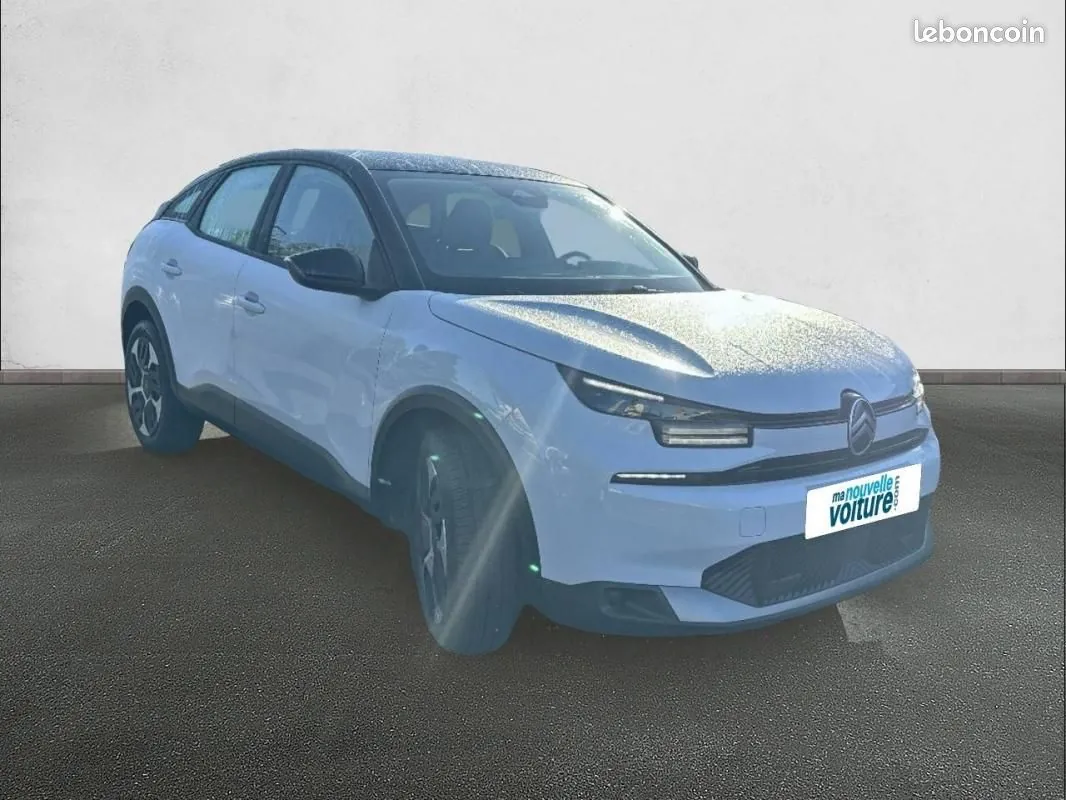 Citroen C4 2025 photo 3