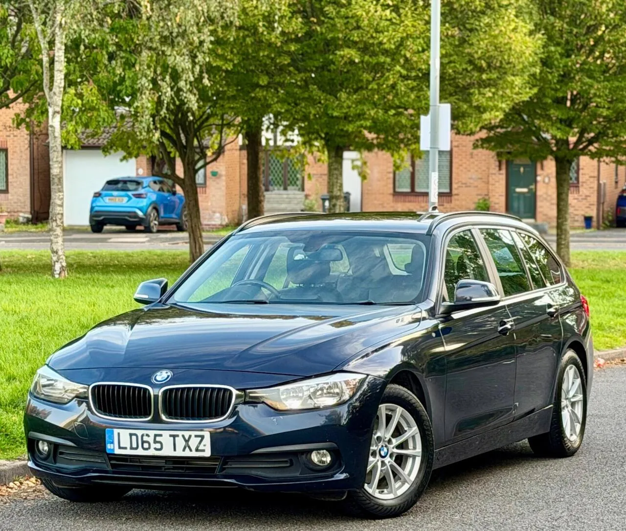 BMW 3 Series 2015 photo 2