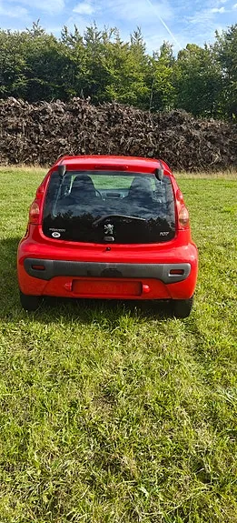 Peugeot 107 2010 photo 4