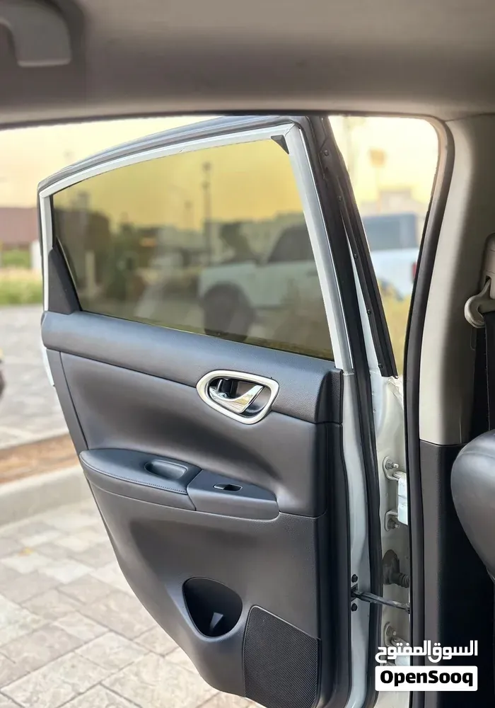 Nissan Sentra 2015 photo 4