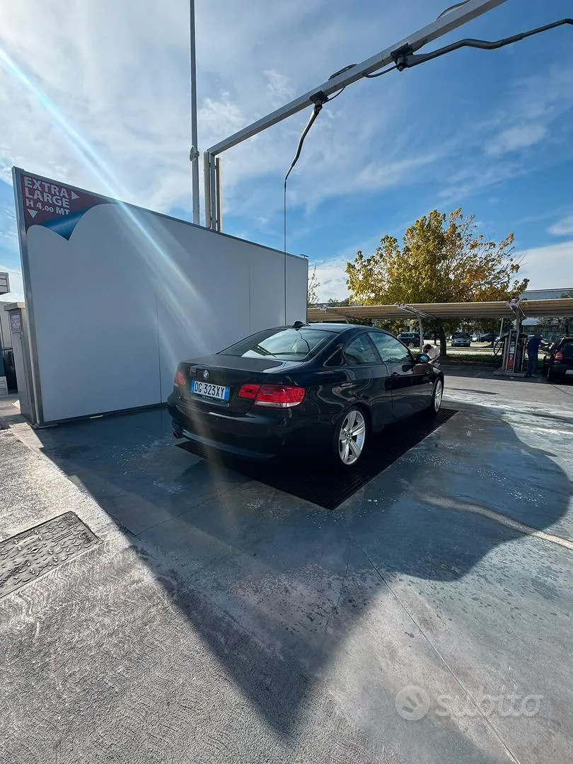 BMW 320 2007 photo 4