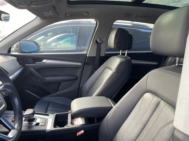 Audi Q5 2019 photo 2