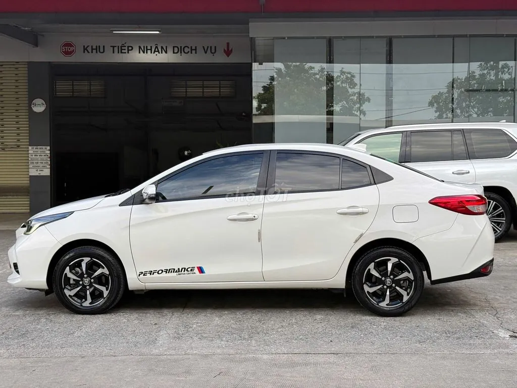 Toyota Vios 2024 photo 5