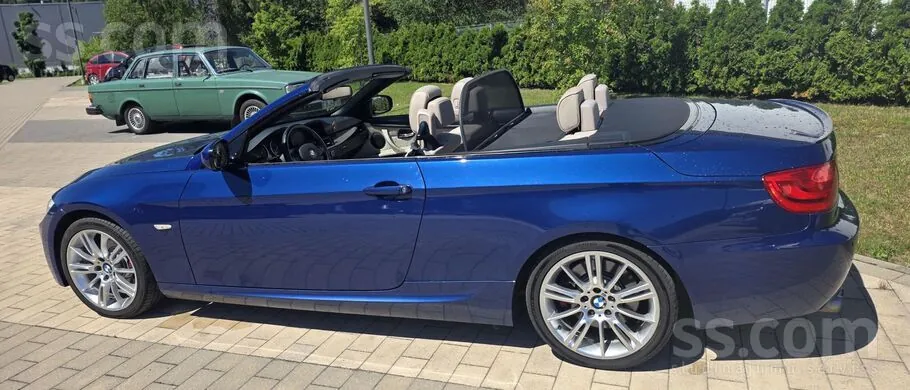 BMW 330 2012 photo 4