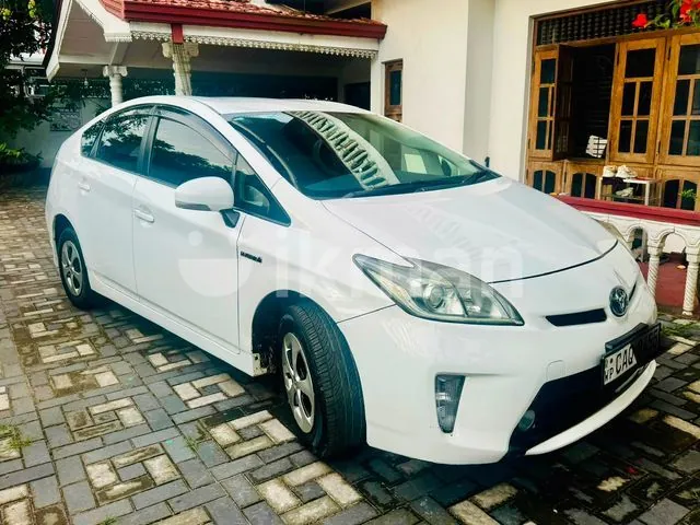 Toyota Prius 2013 photo 3