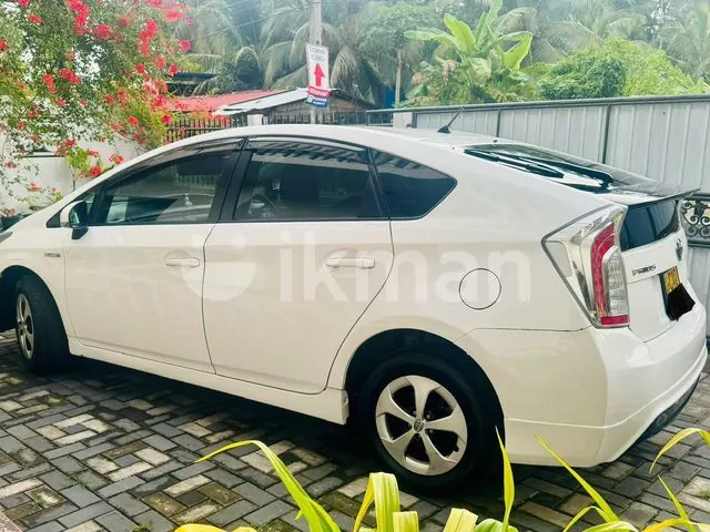 Toyota Prius 2013 photo 4