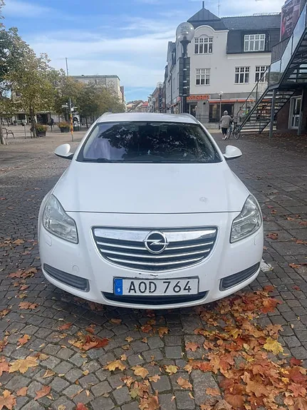 Opel Insignia 2011 photo 2
