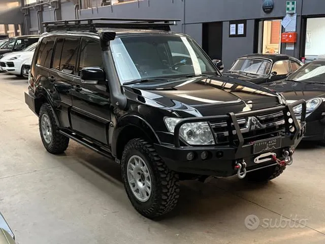 Mitsubishi Pajero 2010 photo 3