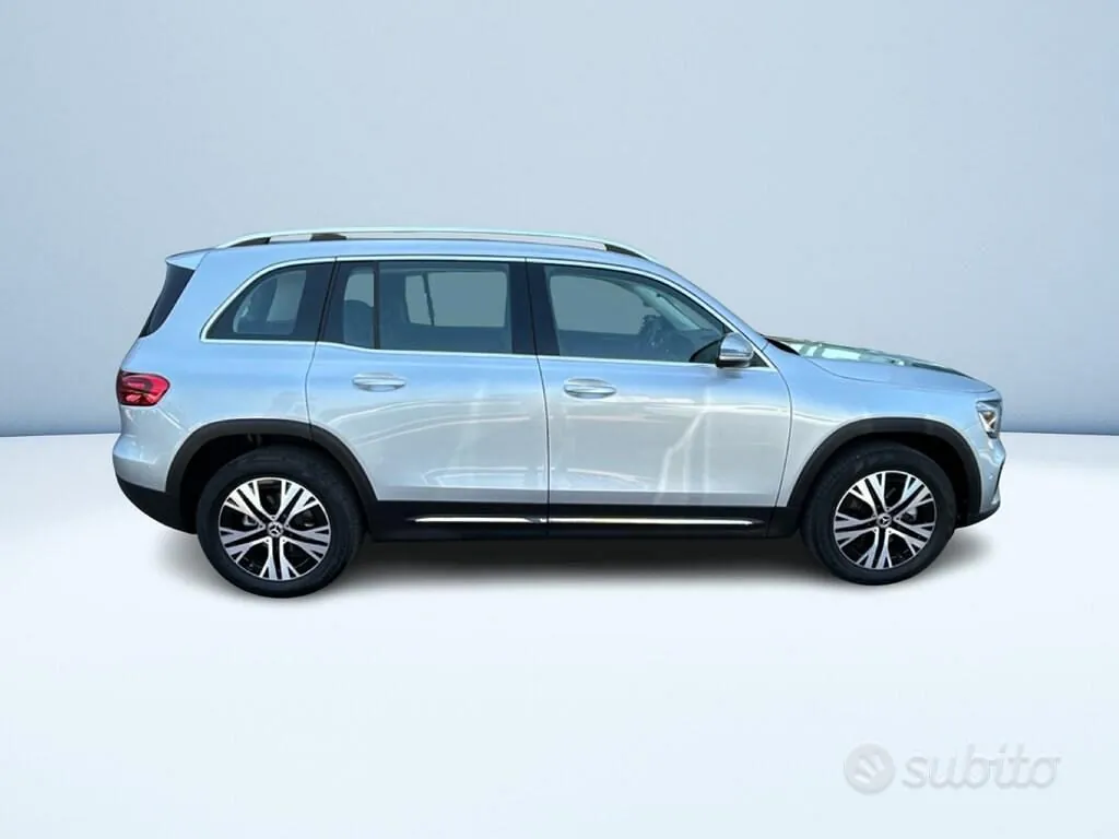 Mercedes-Benz Glb 2025 photo 3