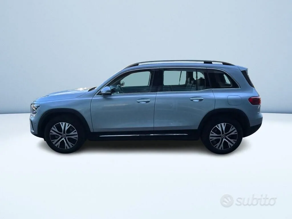 Mercedes-Benz Glb 2025 photo 4