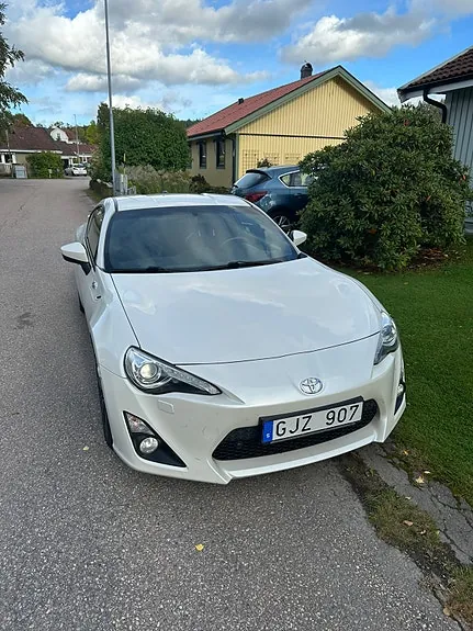 Toyota Gt86 2013 photo 2