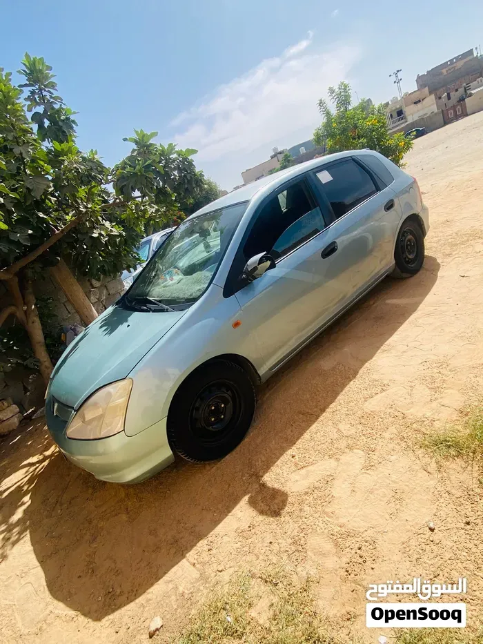 Honda Civic 2003 photo 2
