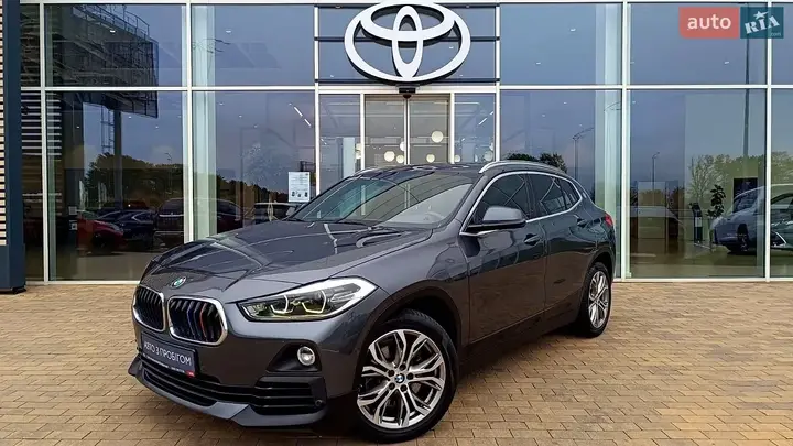 BMW X2