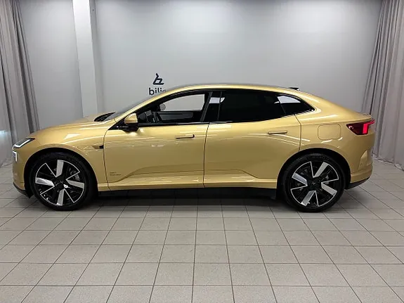 Polestar 4 2026 photo 2